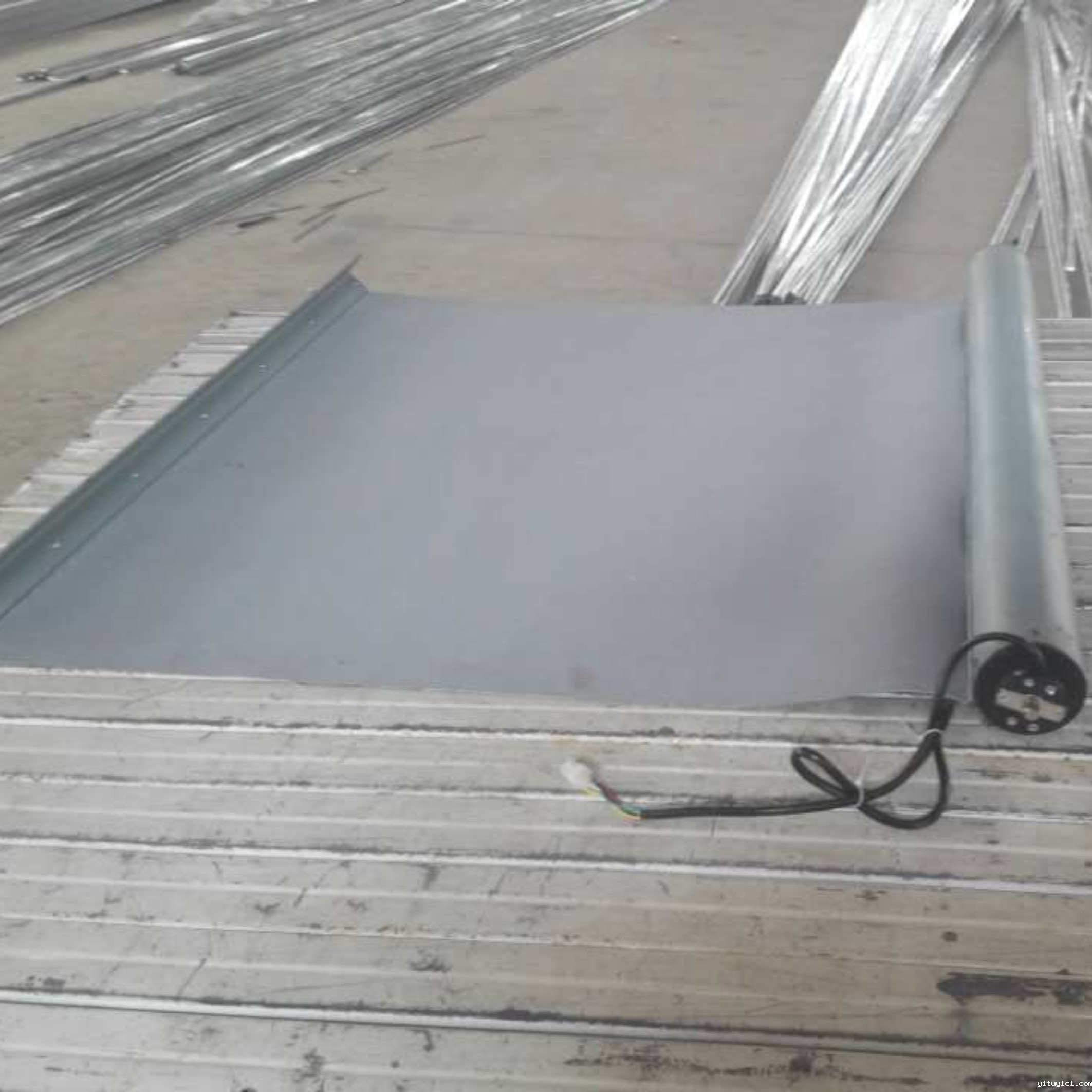 挡烟垂壁 挡烟垂壁