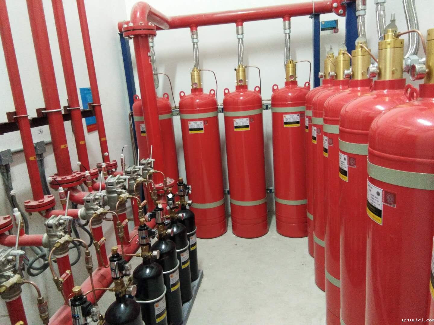 气体灭火是覆盖这个呢个配电房吗？